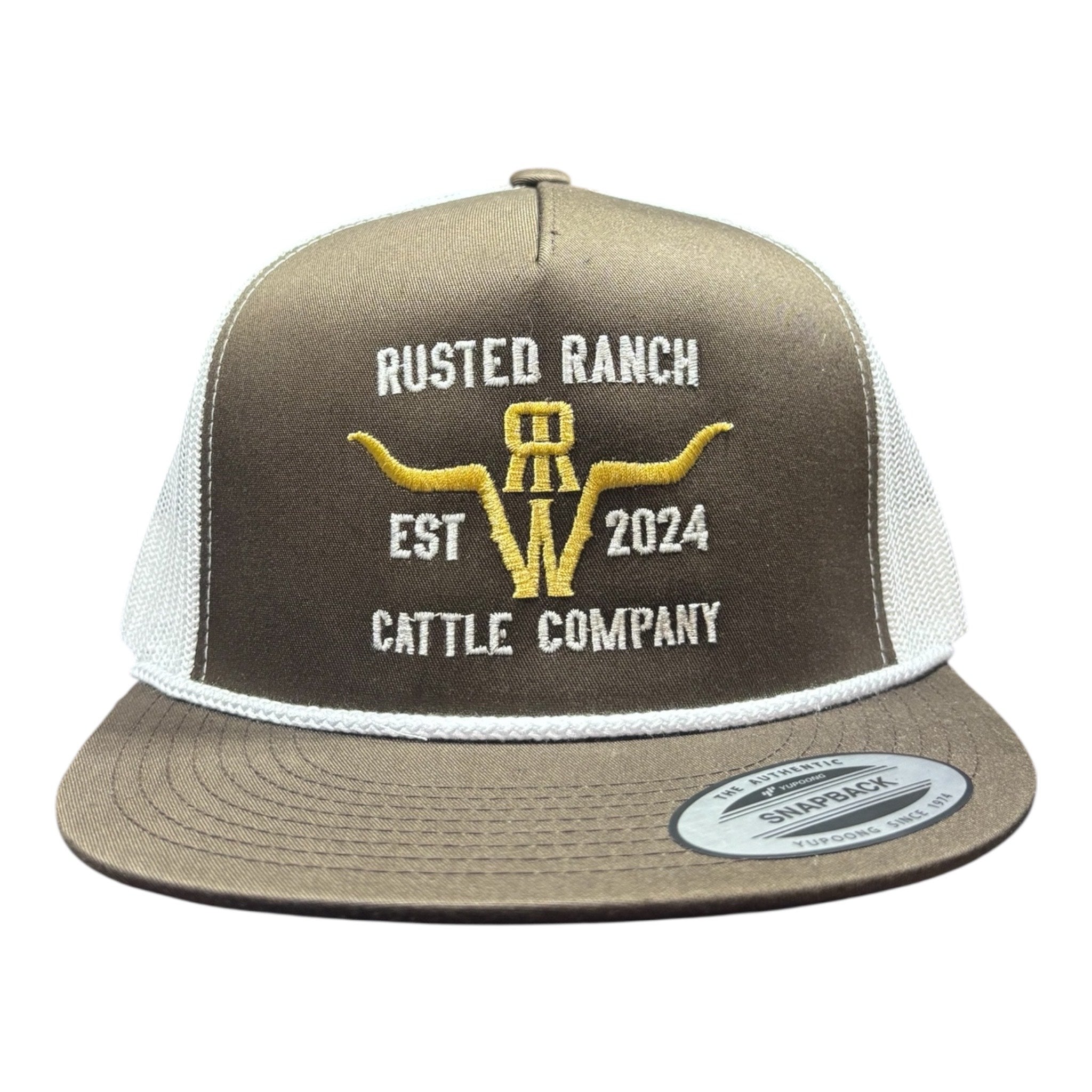 Homestead Cattle Co Flat - Brown/White (Gold/White)