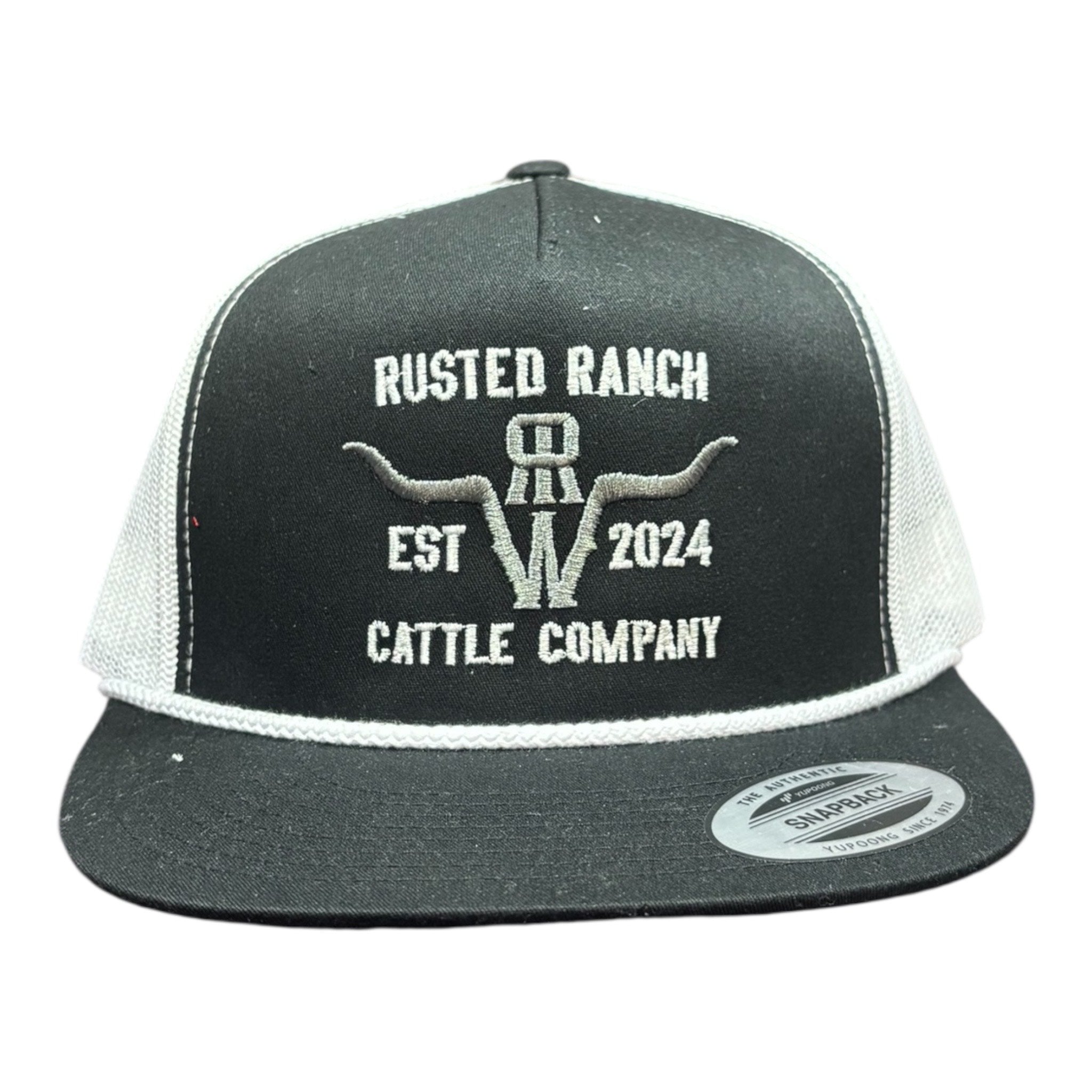 Homestead Cattle Co Flat - Black/White (Silver/White)